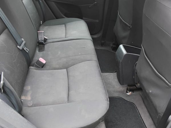 Toyota Auris Hatchback, Petrol, 2008, Silver