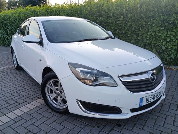 Opel Insignia Saloon, Diesel, 2015, White