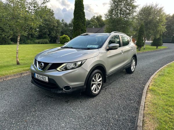 Nissan Qashqai Hatchback, Diesel, 2016, Silver