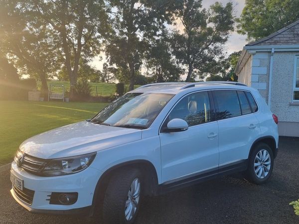 Volkswagen Tiguan SUV, Diesel, 2014, White