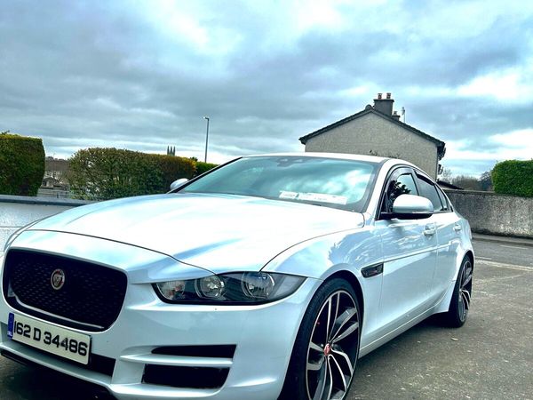 Jaguar XE Saloon, Diesel, 2016, White