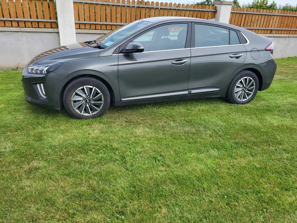 Hyundai IONIQ Hatchback, Electric, 2022, Grey