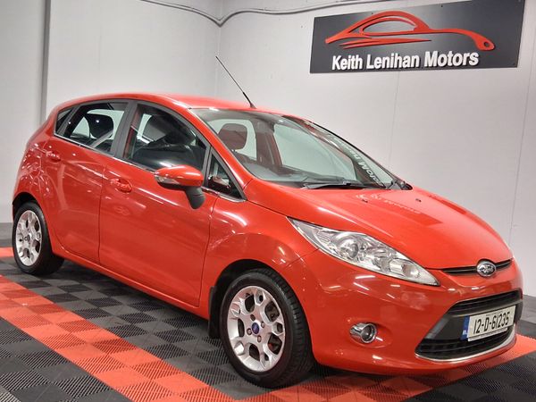 Ford Fiesta Hatchback, Petrol, 2012, Red