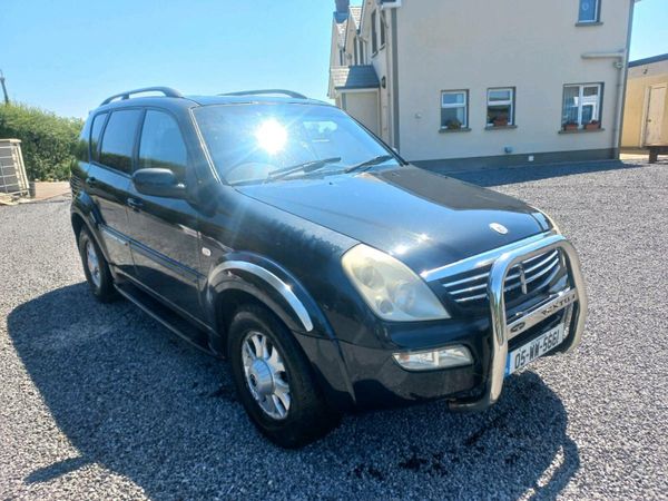 SsangYong Rexton SUV, Diesel, 2005, Black