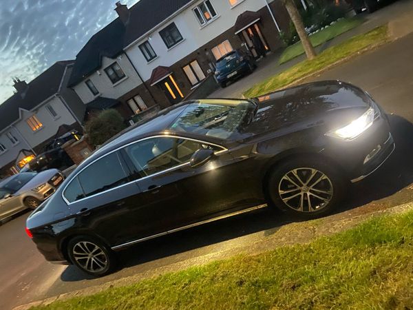 Volkswagen Passat Saloon, Diesel, 2018, Black