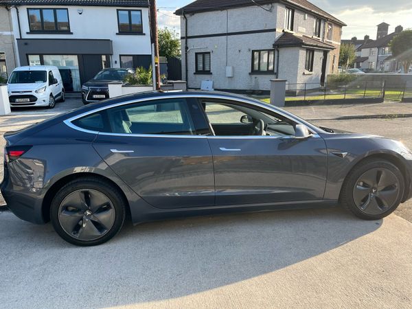 Tesla Model 3 Saloon, Electric, 2020, Grey