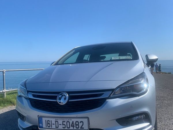 Vauxhall Astra Hatchback, Petrol, 2016, Silver