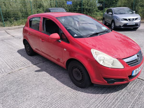 Opel Corsa Hatchback, Petrol, 2008, Red