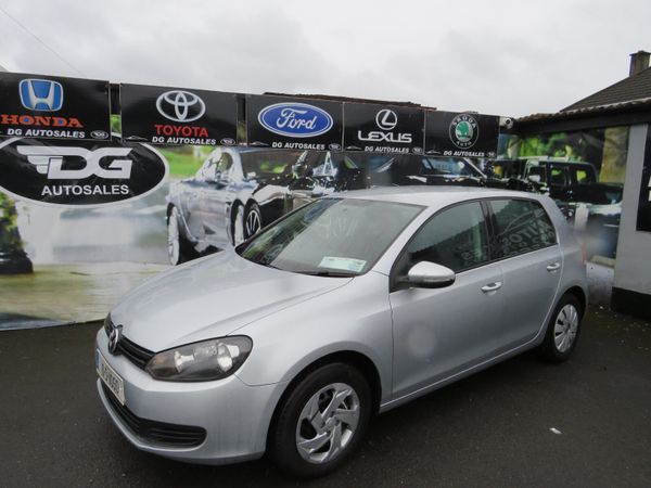 Volkswagen Golf Hatchback, Petrol, 2010, Silver
