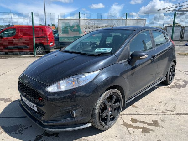 Ford Fiesta Hatchback, Diesel, 2014, Black