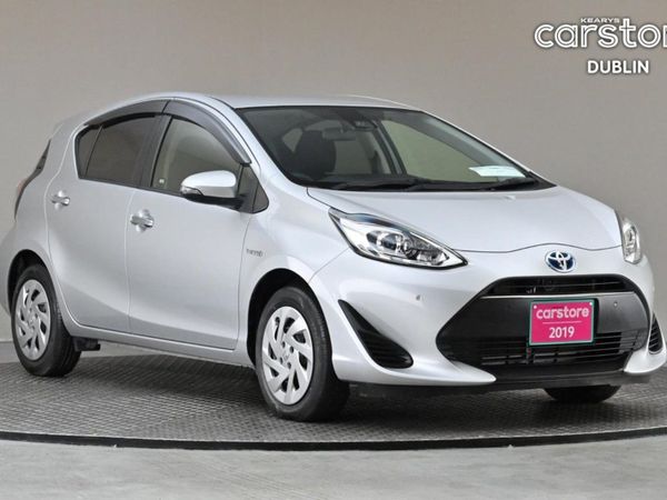Toyota Aqua Hatchback, Petrol Hybrid, 2019, Silver