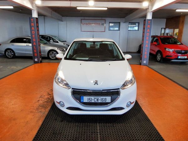 Peugeot 208 Hatchback, Diesel, 2015, White