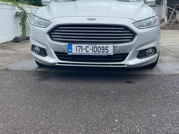 Ford Mondeo Hatchback, Diesel, 2017, Grey