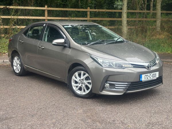 Toyota Corolla Saloon, Diesel, 2017, Grey