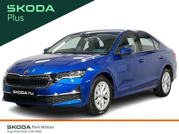Skoda Octavia Saloon, Petrol Hybrid, 2024, Blue