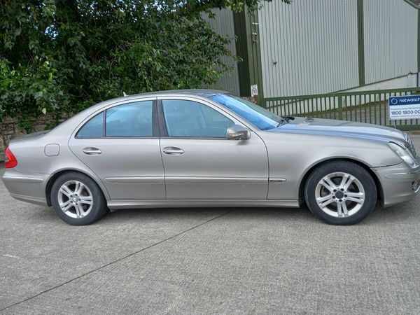 Mercedes-Benz E-Class Saloon, Diesel, 2008, Silver