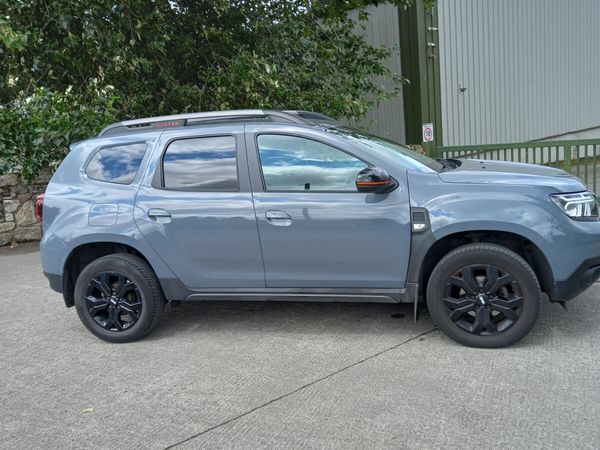 Dacia Duster SUV, Diesel, 2023, Grey