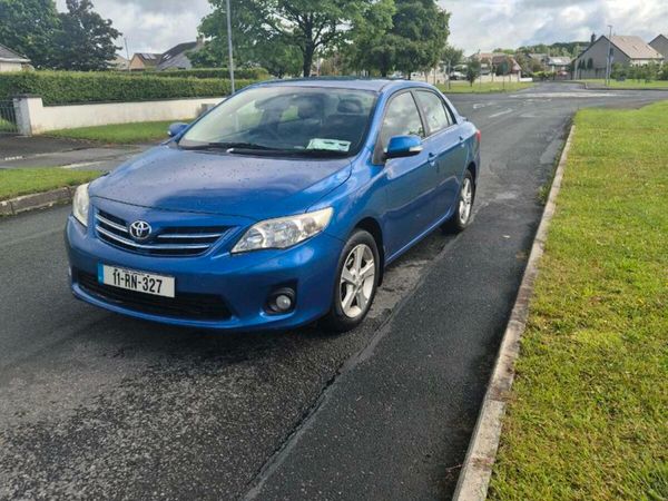 Toyota Corolla Saloon, Petrol, 2011, Blue