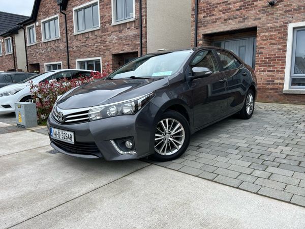 Toyota Corolla Saloon, Diesel, 2014, Grey