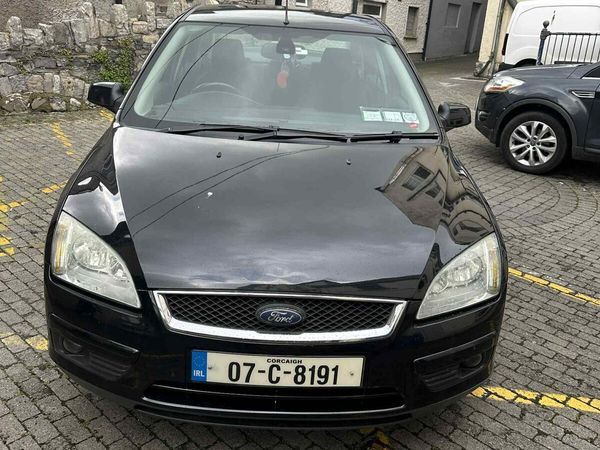 Ford Focus Saloon, Petrol, 2007, Black
