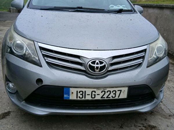 Toyota Avensis Saloon, Diesel, 2013, Grey