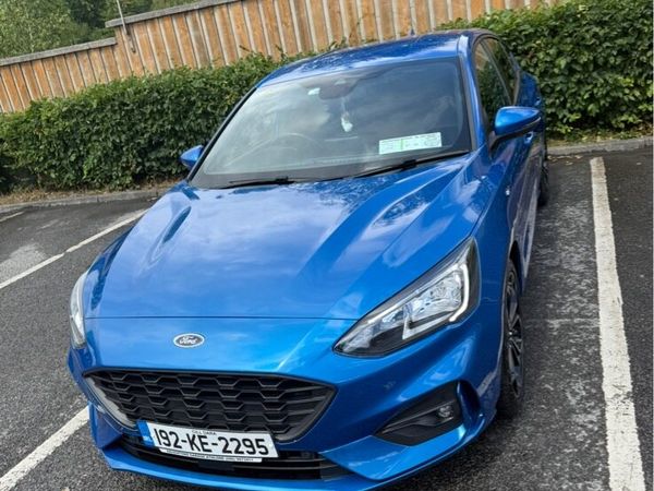 Ford Focus Hatchback, Diesel, 2019, Blue