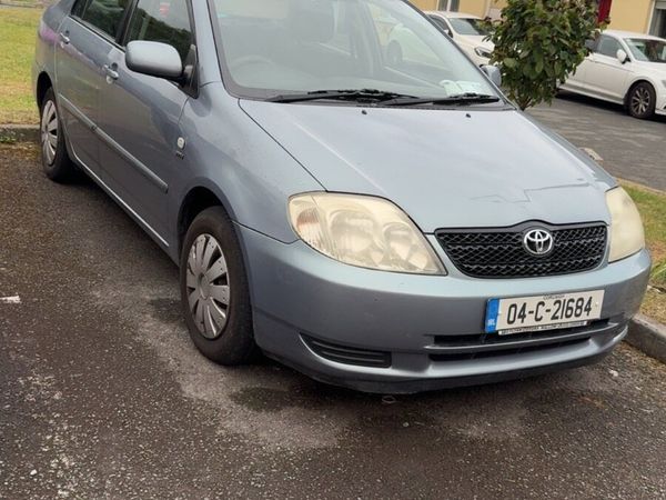 Toyota Corolla Saloon, Petrol, 2004, Grey