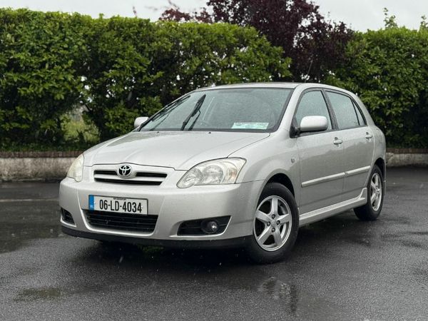 Toyota Corolla Hatchback, Diesel, 2006, Silver