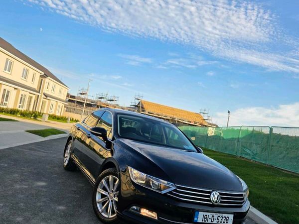 Volkswagen Passat Saloon, Diesel, 2018, Black