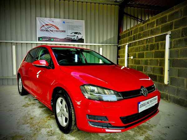 Volkswagen Golf Hatchback, Petrol, 2016, Red