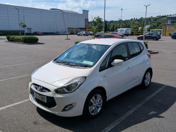 Hyundai ix20 MPV, Petrol, 2015, White