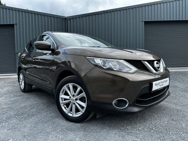 Nissan Qashqai Hatchback, Diesel, 2015, Brown