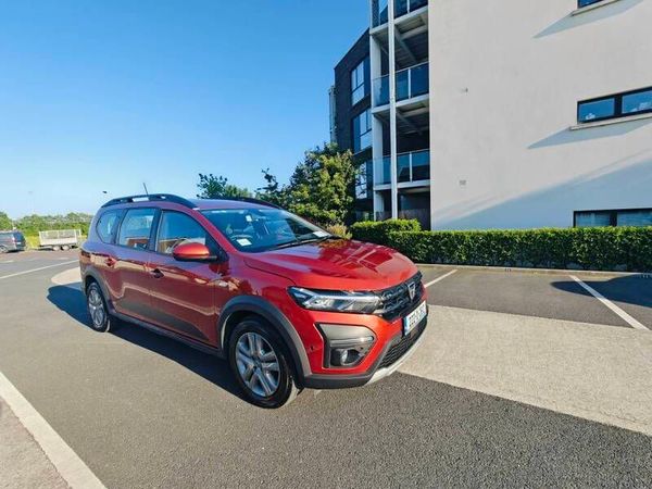 Dacia Jogger MPV, Petrol, 2022, Brown