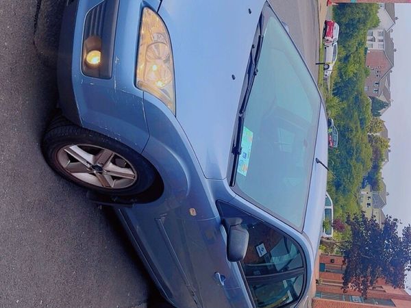 Ford Focus Hatchback, Petrol, 2007, Blue