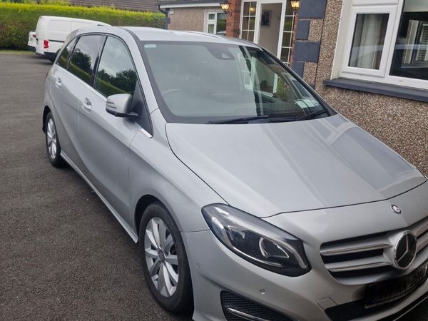 Mercedes-Benz B-Class MPV, Petrol, 2017, Silver