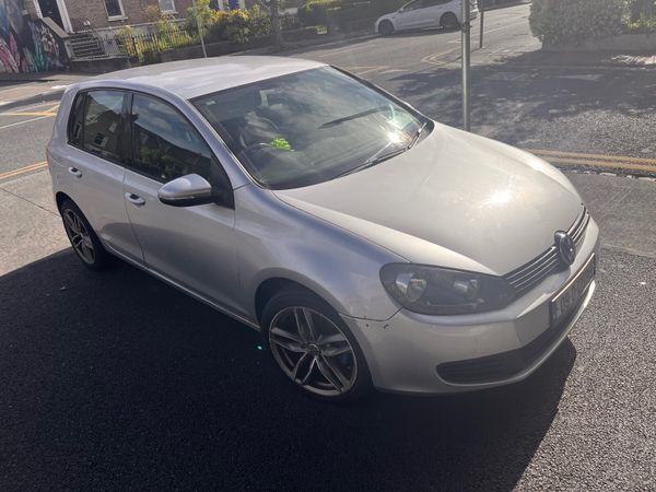 Volkswagen Golf Hatchback, Diesel, 2009, Silver