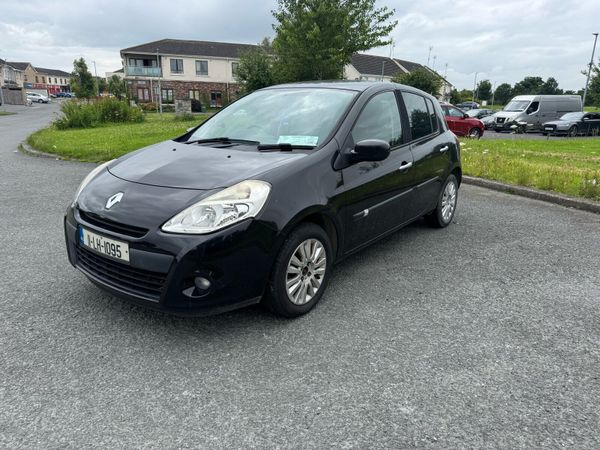 Renault Clio Hatchback, Diesel, 2011, Black