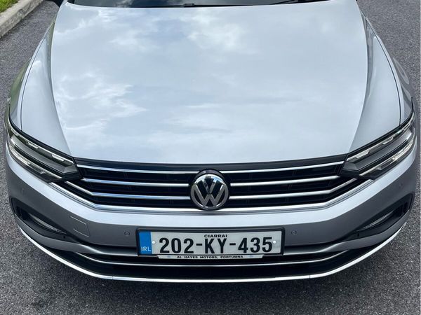 Volkswagen Passat Saloon, Diesel, 2020, Grey