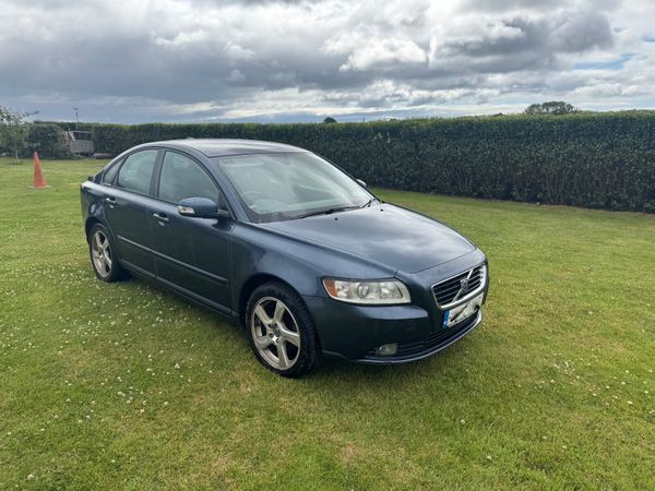 Volvo S40 Saloon, Diesel, 2008, Blue