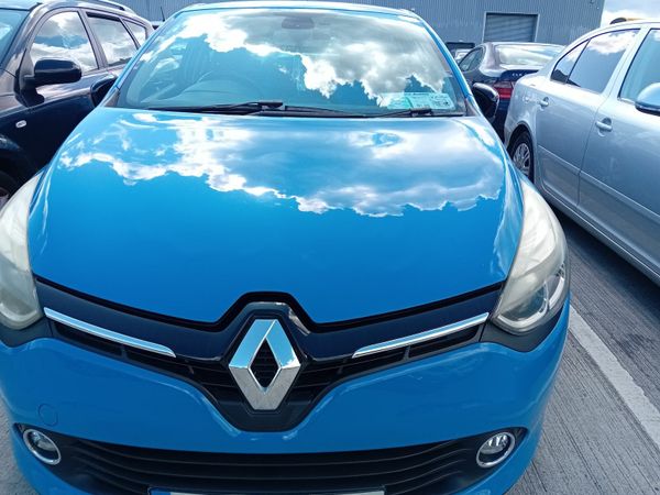 Renault Clio Hatchback, Petrol, 2013, Blue
