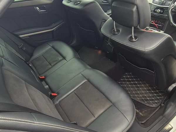 Mercedes-Benz E-Class Saloon, Diesel, 2010, White