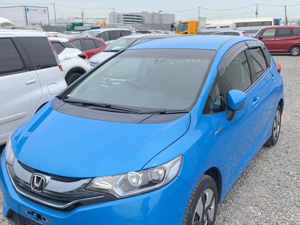 Honda Fit Hatchback, Petrol Hybrid, 2014, Blue