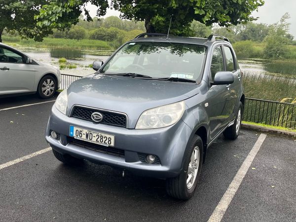 Daihatsu Terios SUV, Petrol, 2006, Grey