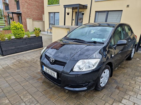 Toyota Auris Hatchback, Diesel, 2009, Black
