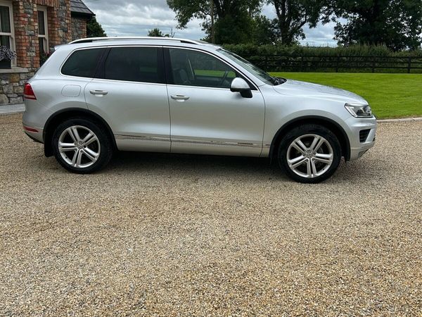 Volkswagen Touareg SUV, Diesel, 2016, Silver