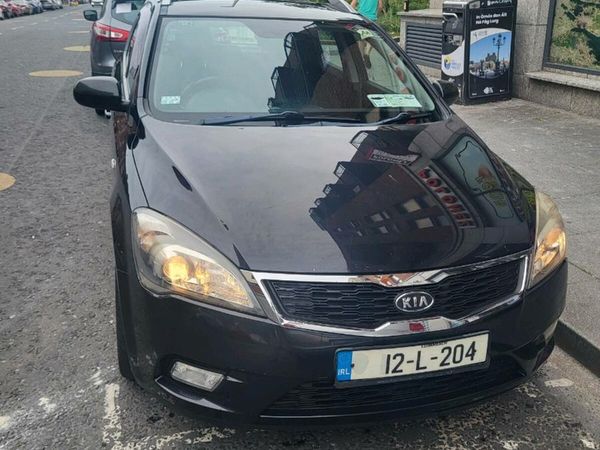 Kia Ceed MPV, Diesel, 2012, Black