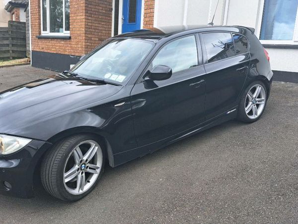 BMW 1-Series Hatchback, Diesel, 2011, Black