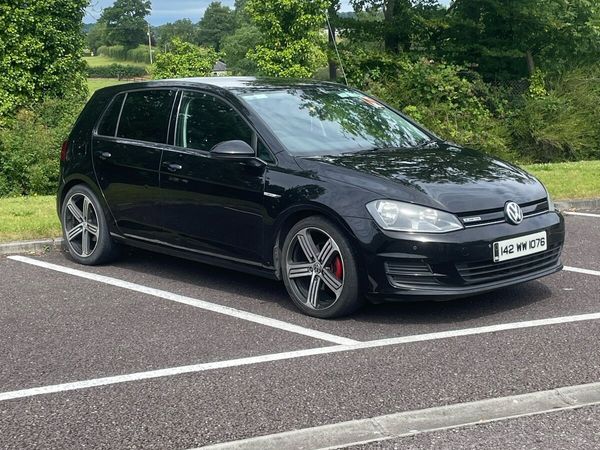 Volkswagen Golf Hatchback, Diesel, 2014, Black