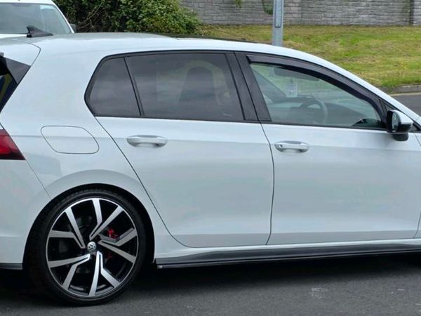 Volkswagen Golf Hatchback, Petrol Plug-in Hybrid, 2021, White