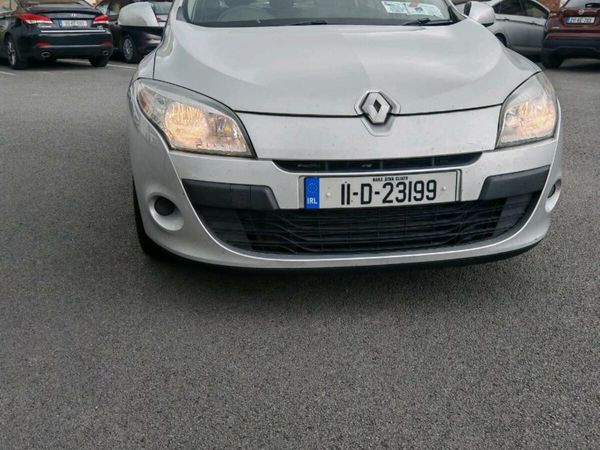 Renault Megane Hatchback, Diesel, 2011, Silver